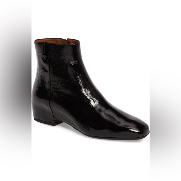 Ulyssa Water Resistant Bootie (Women)
Aquatalia - Picture 1 of 13